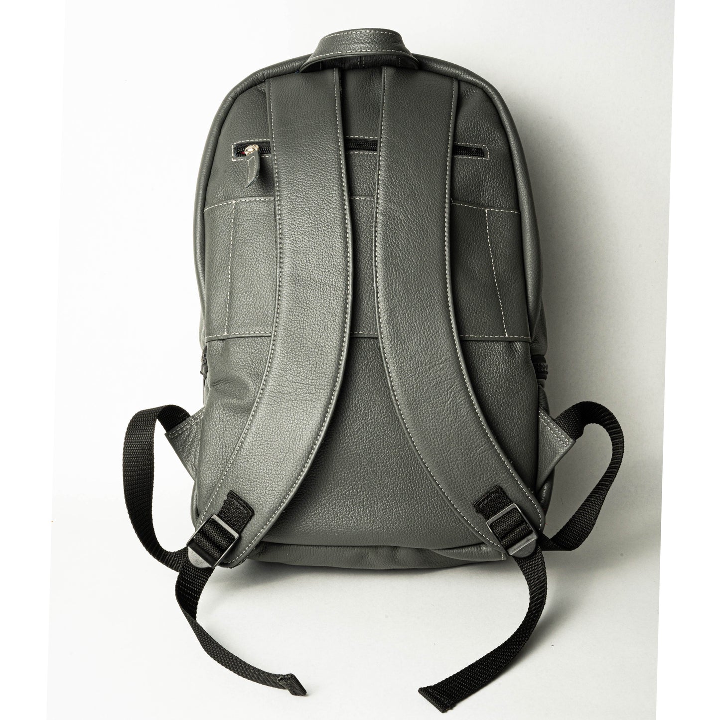 Mochila Cuero Gris Granulado
