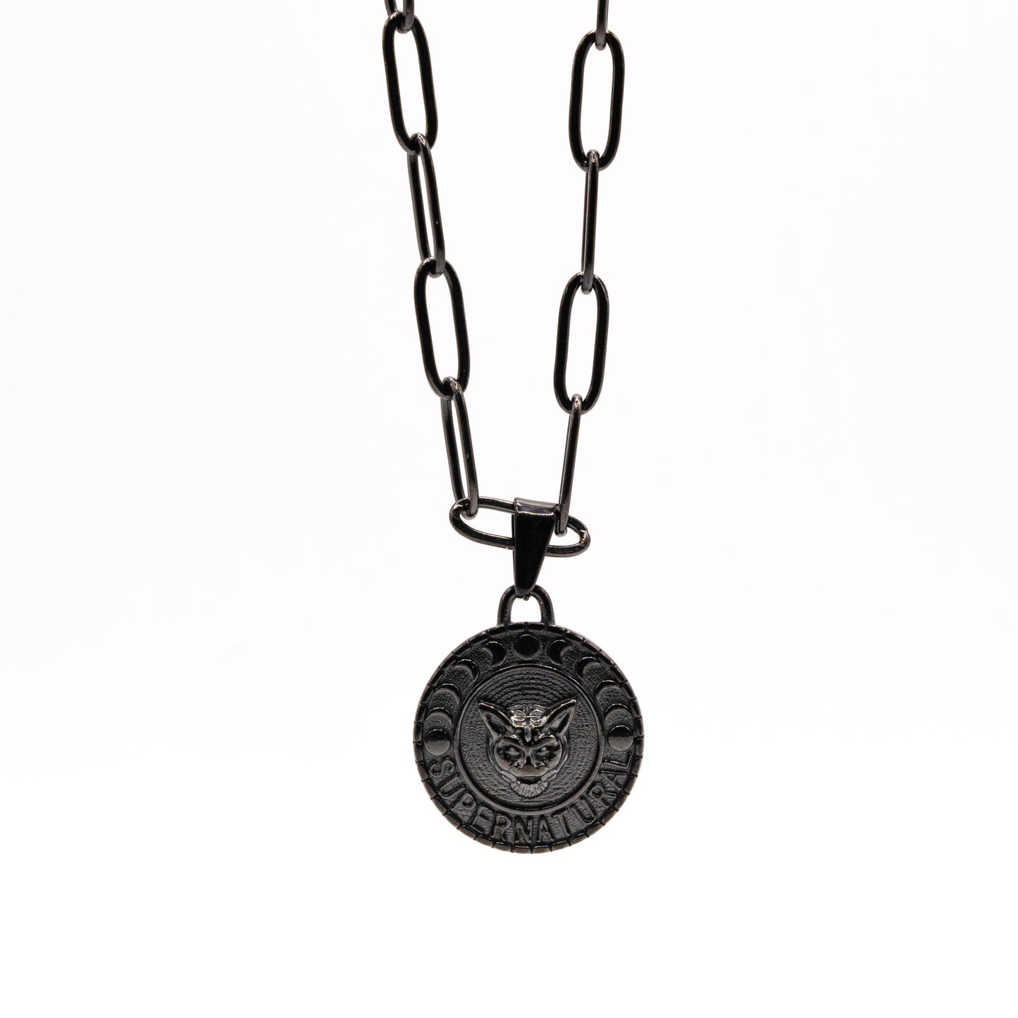 Cadena Clip con Medalla Supernatural