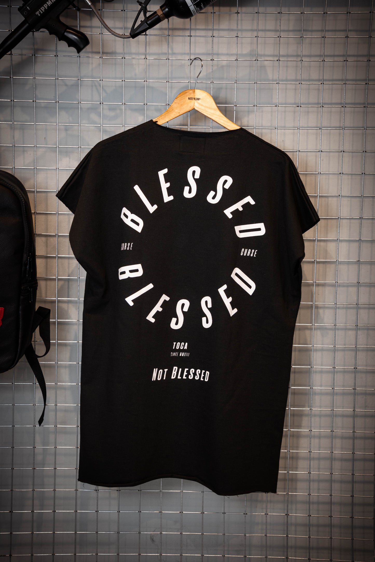 Remera Blessed (Sin Mangas)