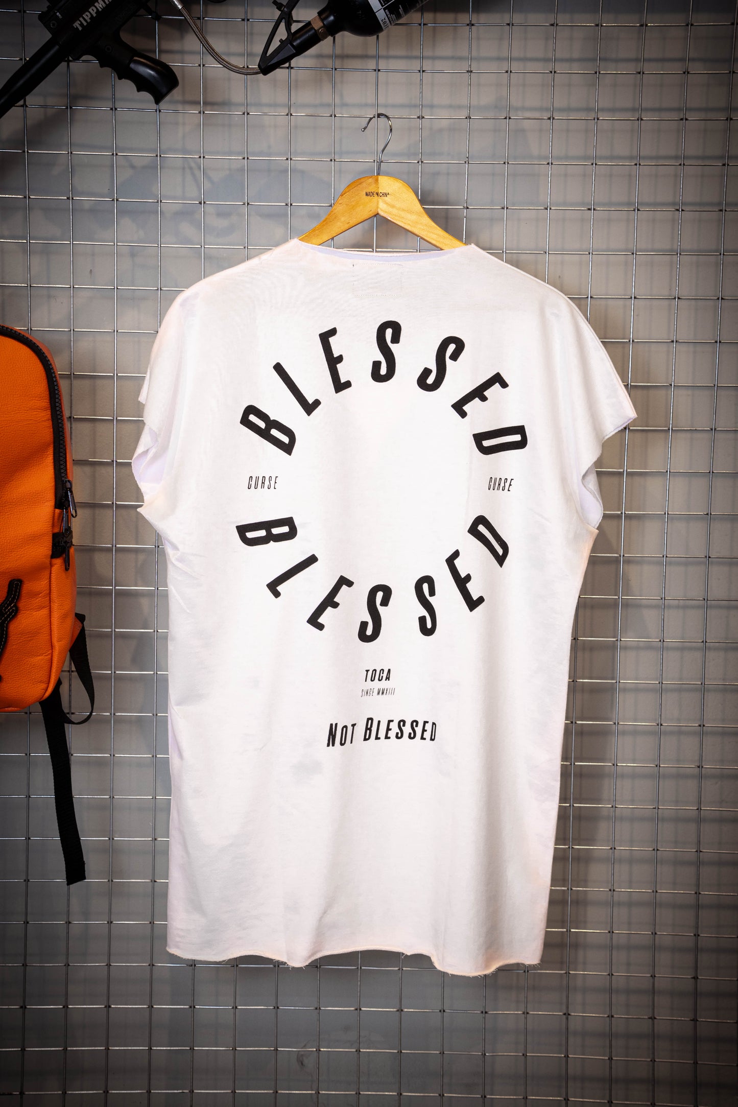 Remera Blessed (Sin Mangas)