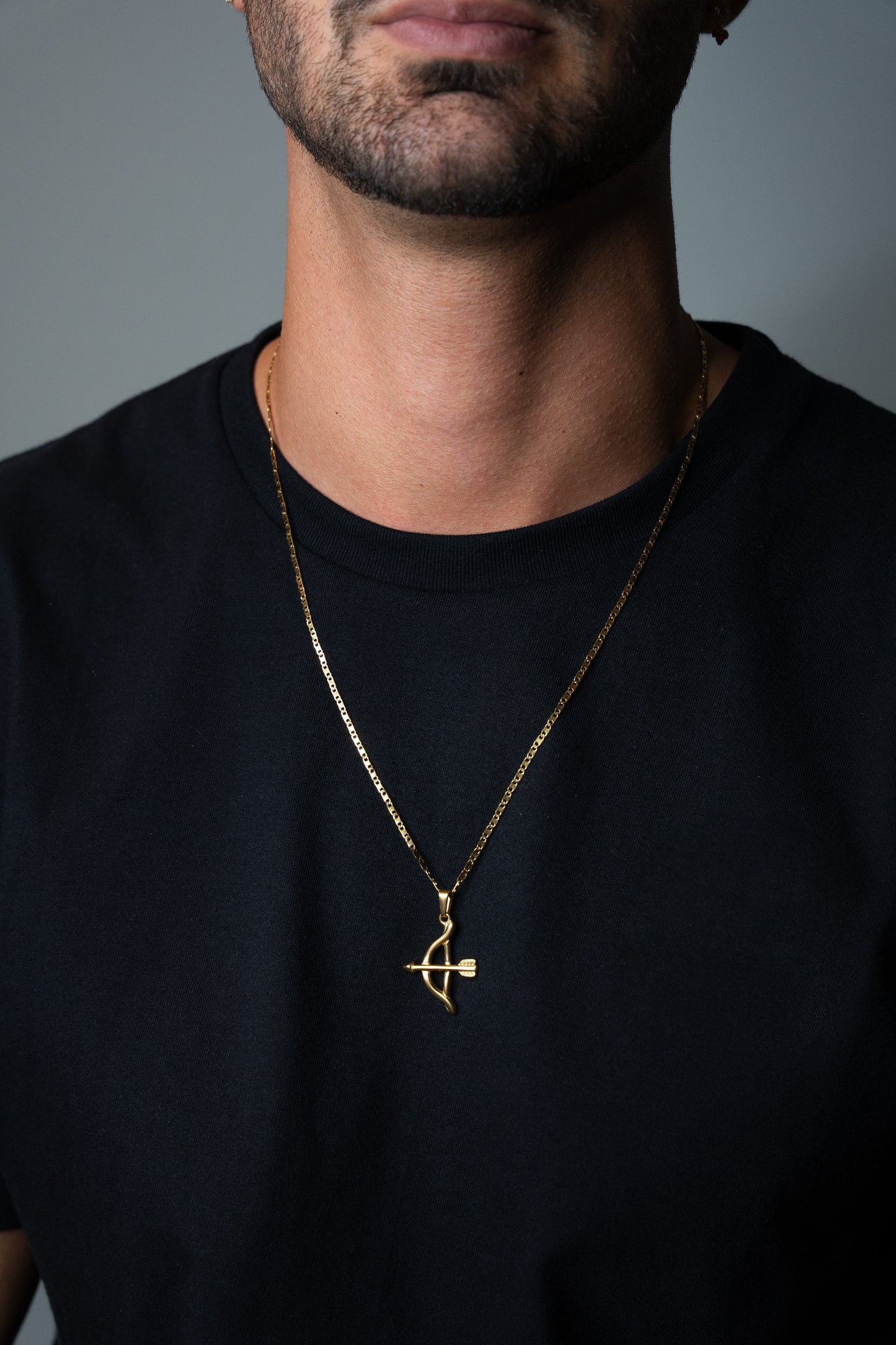 Cadena Stud con Arco y Flecha