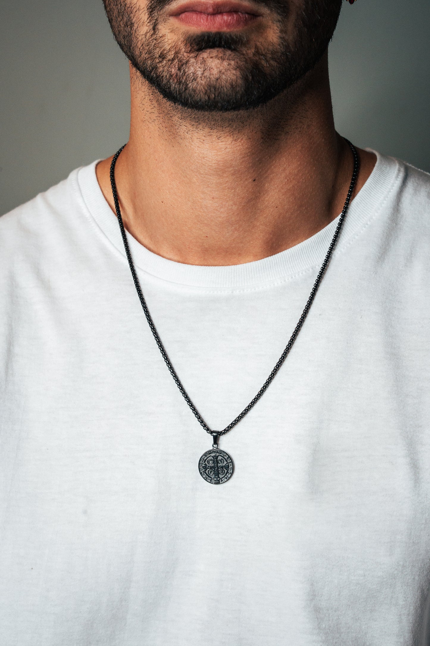 Cadena Pearl con San Benito Tipo 2