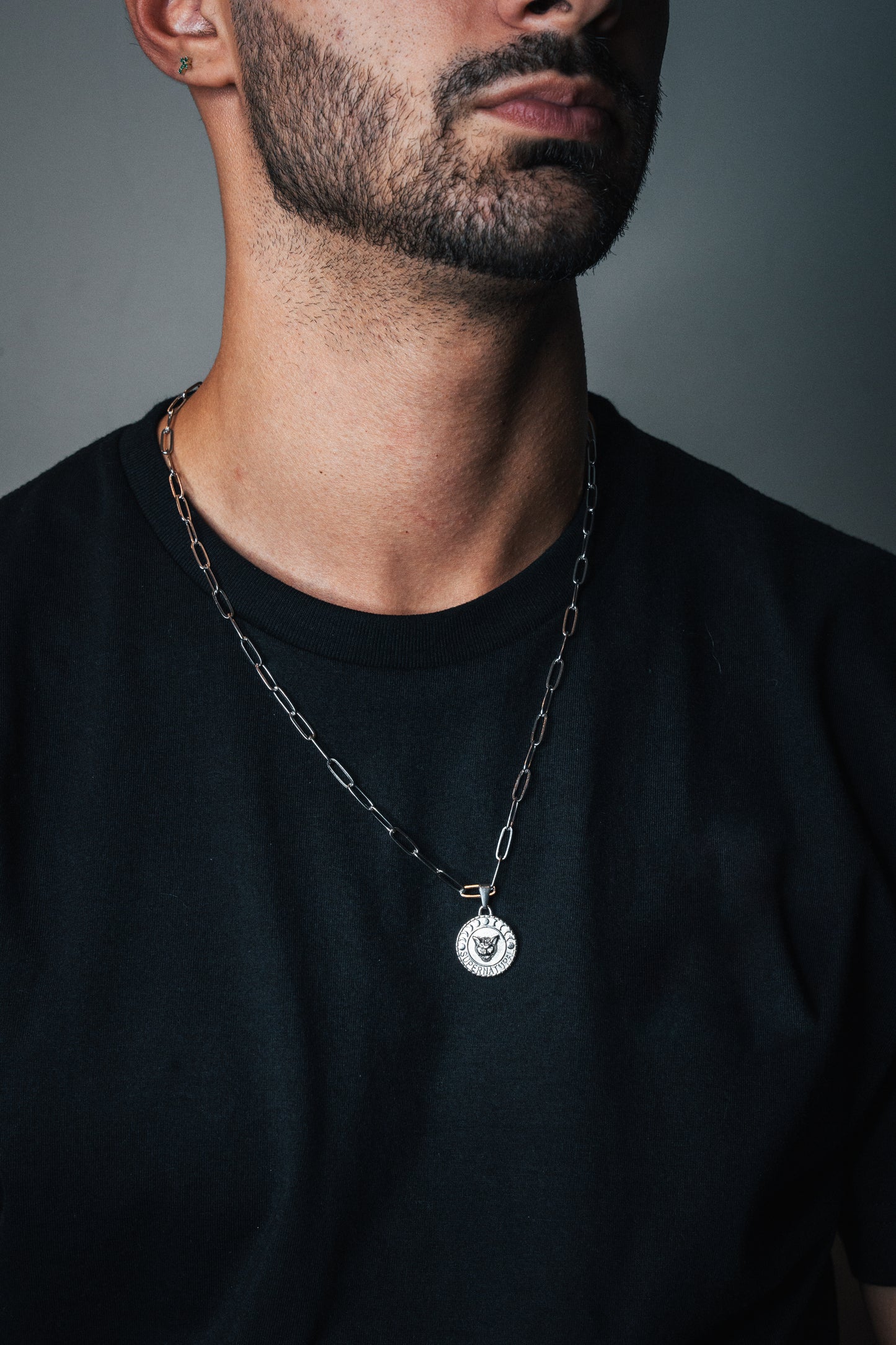 Cadena Clip con Medalla Supernatural