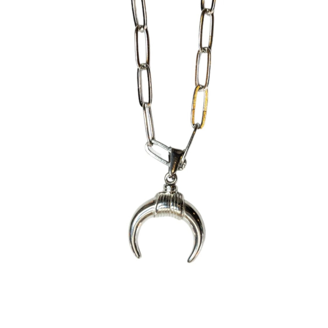 Cadena Clip con dije Horn