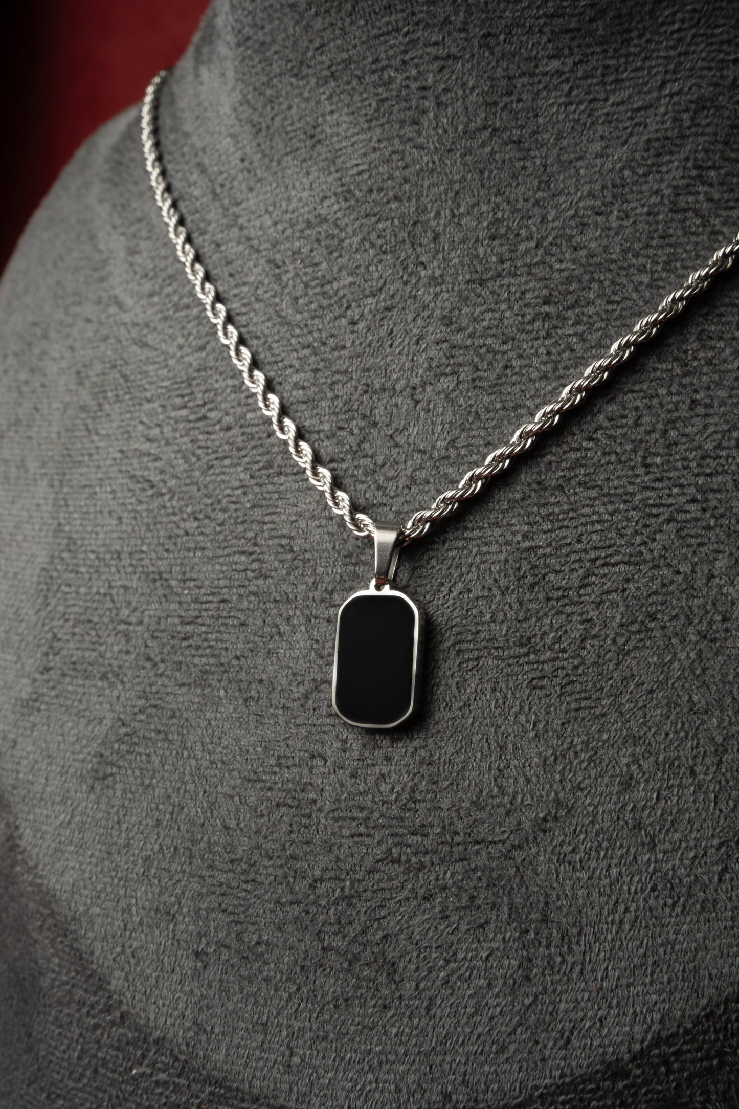 Cadena Rope Fina con Rectangle Black Stone