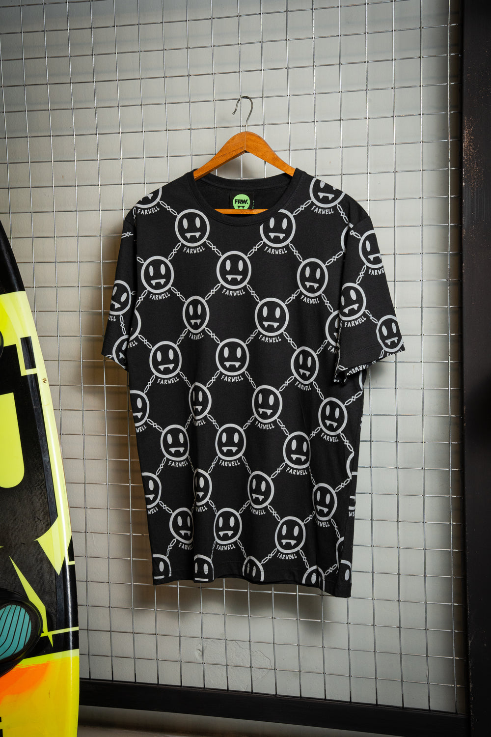 Remera Farwell 1