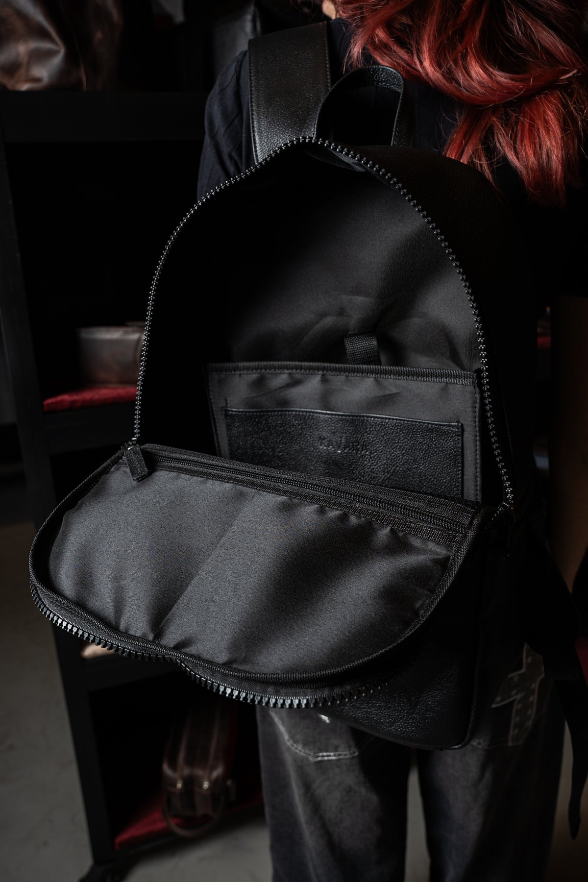 Mochila Cuero Negro Granulado