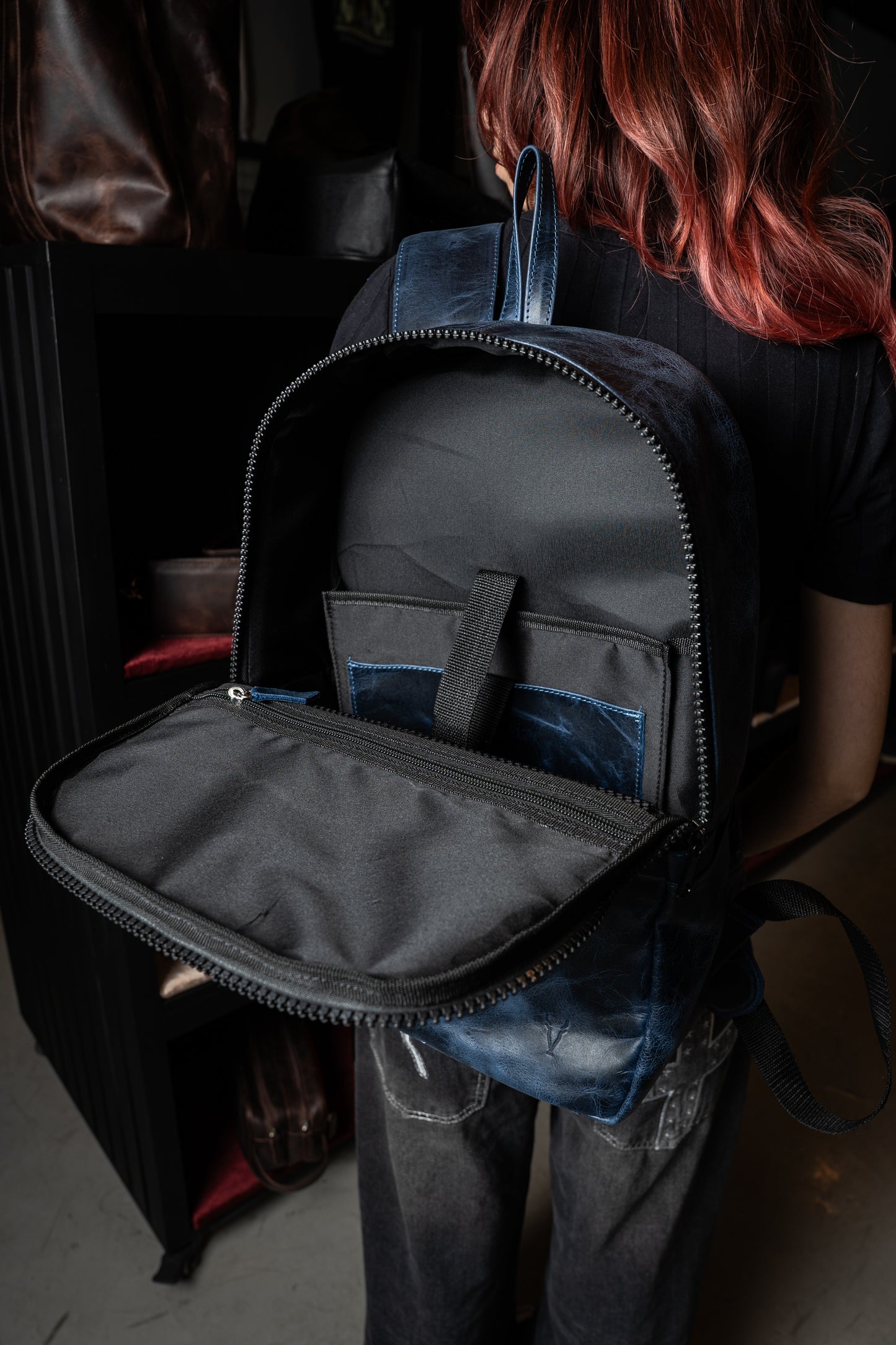 Mochila Cuero Azul Vintage