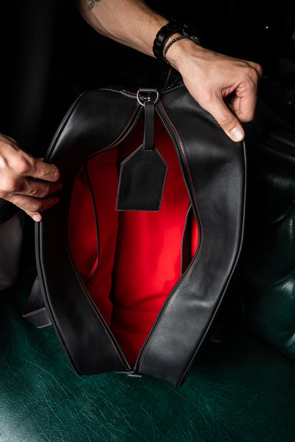 Travel Bag Negro Granulado interior Rojo